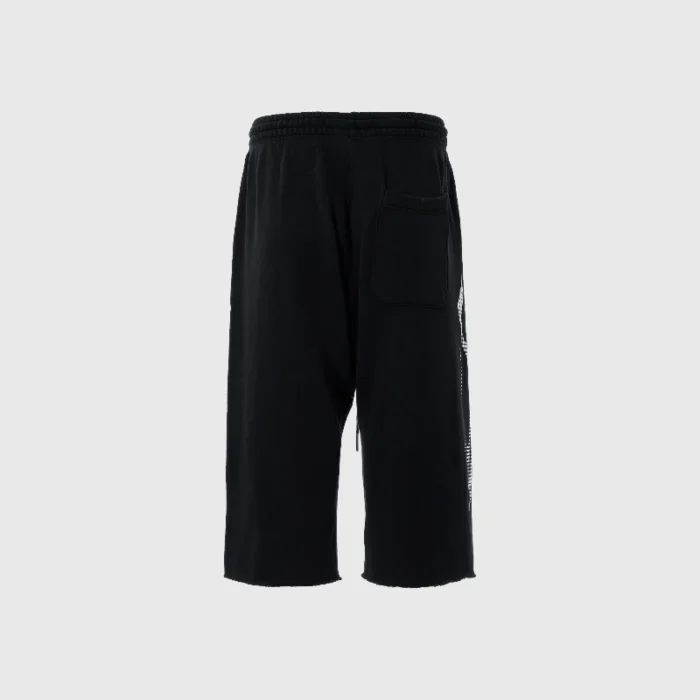 Hellstar Gradient Flame 3/4 Black Shorts